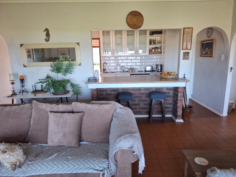 3 Bedroom Property for Sale in Winterstrand Eastern Cape